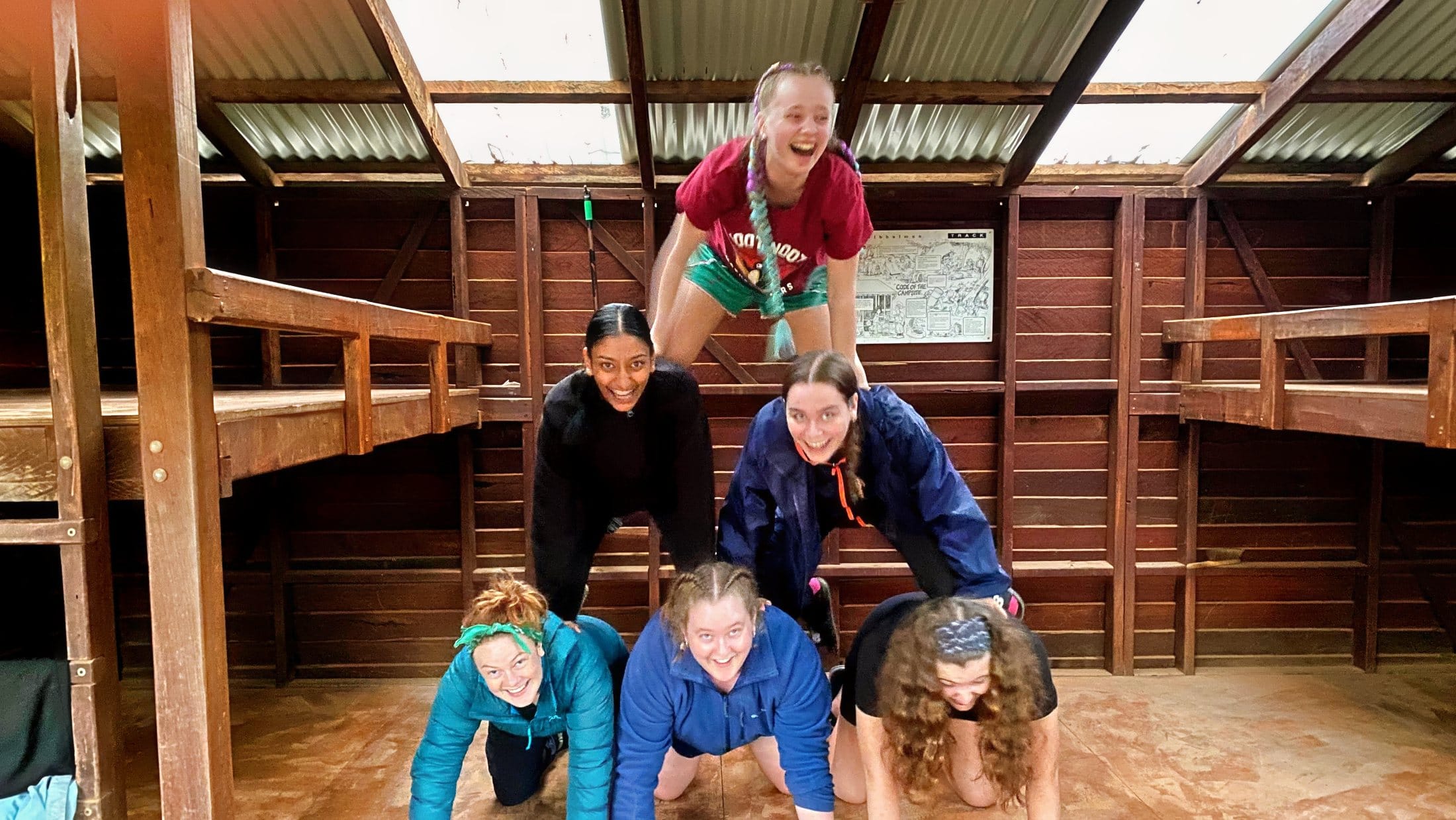 all girl human pyramid